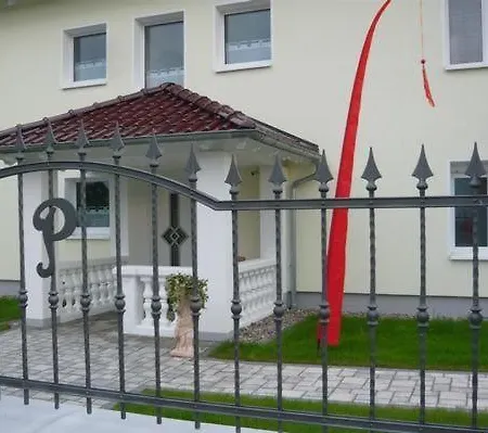 In Witzelroda Mit Grill Und Garten